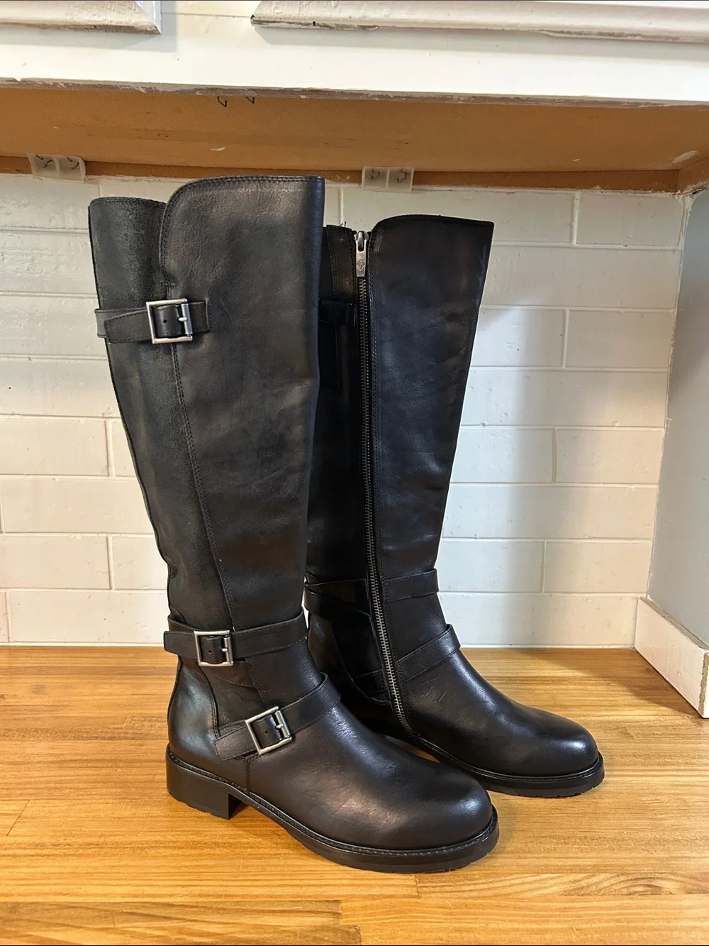 Donald Pliner Carlota Women’s Black Knee High Buckle Boots Size 6.5 M NWOB